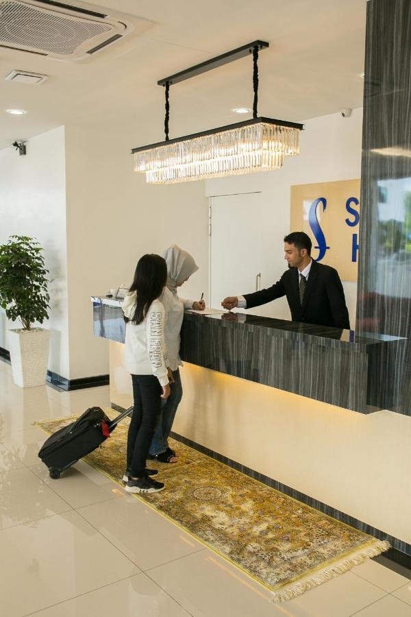 Savana Hotel & Serviced Apartments กัวลาเปอร์ลิส ภายนอก รูปภาพ